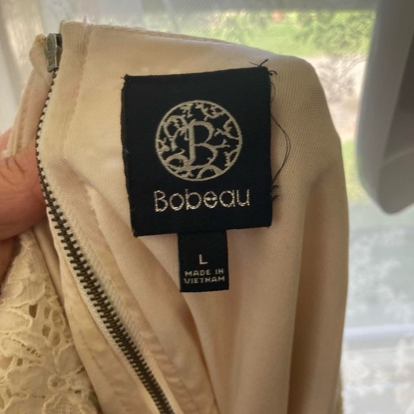 Crean Lace Bobeau Blouse with Ruffle bottom L - Picture 3 of 3